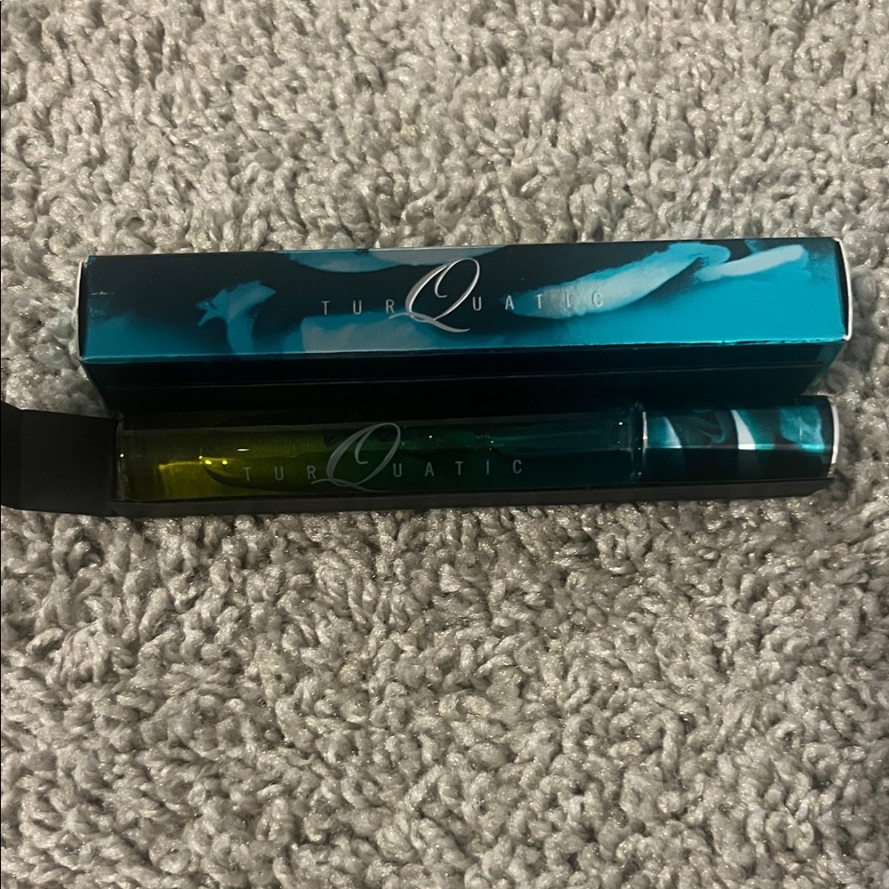 MAC Cosmetics Turquatic Rollerball Perfume